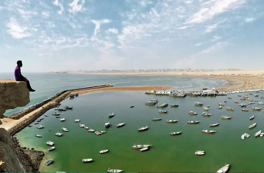 جامع درباره چابهار: بندر همیشه بهار، دروازه اقیانوس